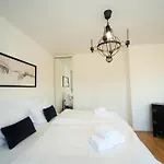 Palava House Lejlighedshotel