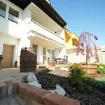 Pálava House Aparthotel 4*