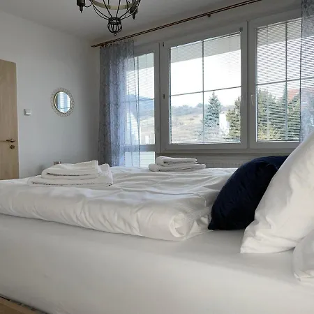 Aparthotel Palava House *