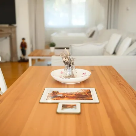Palava House Apartmanhotel