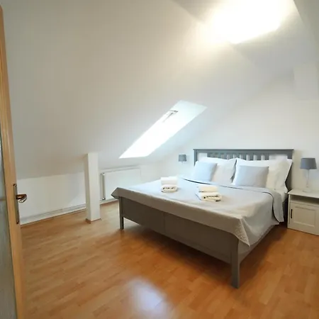 Palava House Ξενοδοχείο με διαμερίσματα Mikulov