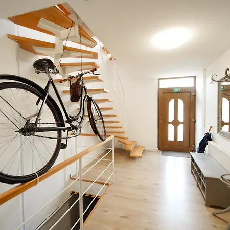 Palava House 4*