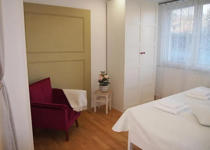 Palava House Ξενοδοχείο με διαμερίσματα 4*